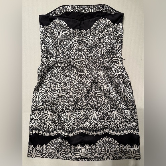 WHBM Black and White Print Satin Strapless Dress Size 12 - Picture 2 of 14